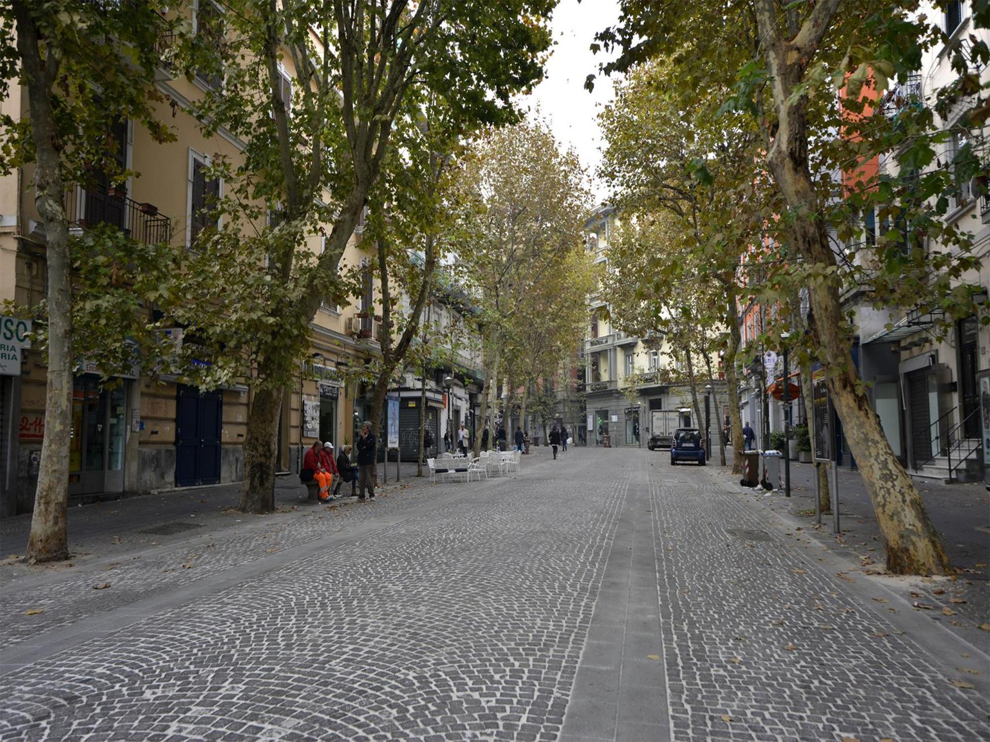 La Piazza Al Vomero เนเปิลส์ ภายนอก รูปภาพ